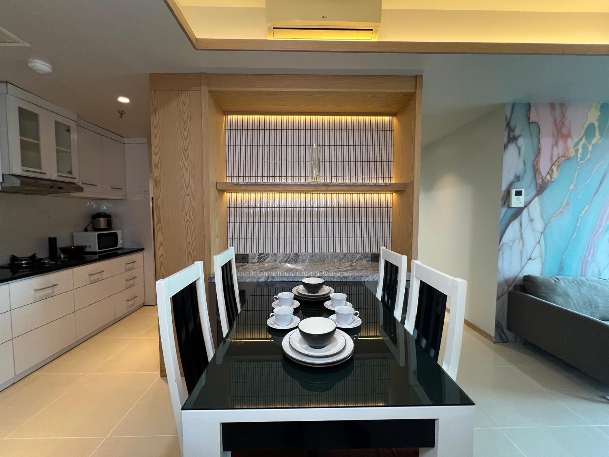 2 Bed Casa Grande Mall Kota Kasablanka By Travelibu Apartemen