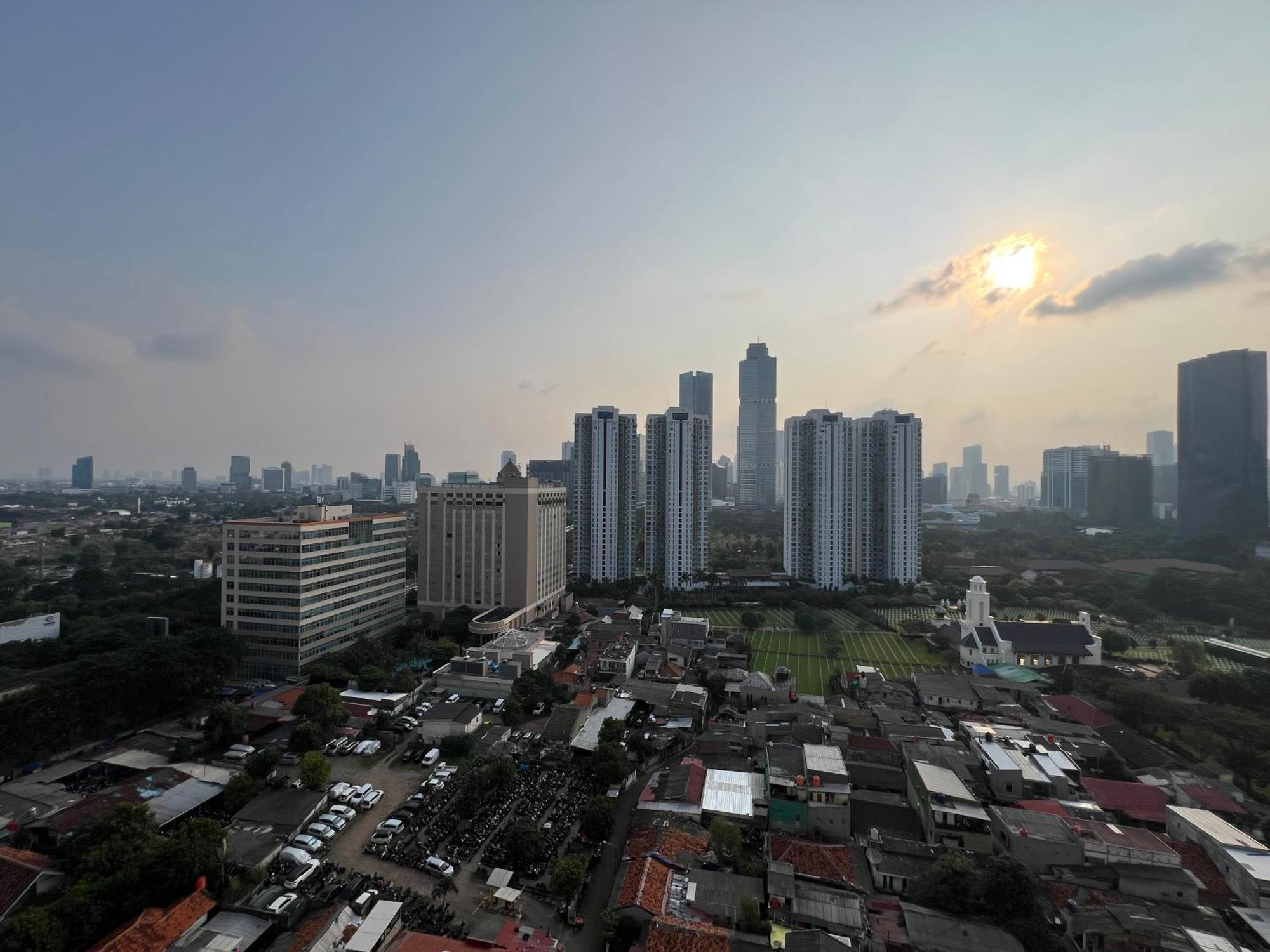 Apartemen 2 Bed Casa Grande Mall Kota Kasablanka By Travelibu *