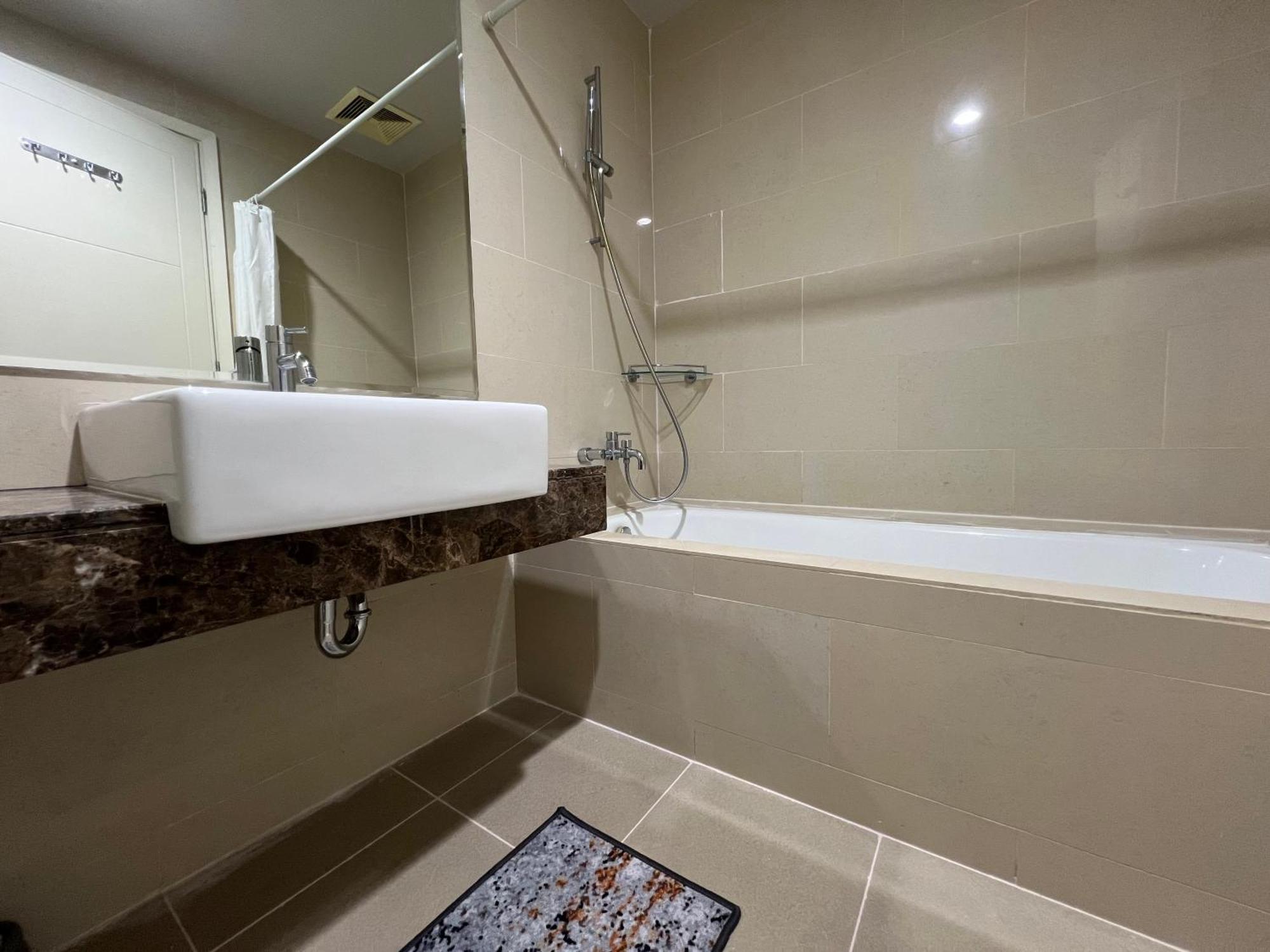 2 Bed Casa Grande Mall Kota Kasablanka By Travelibu