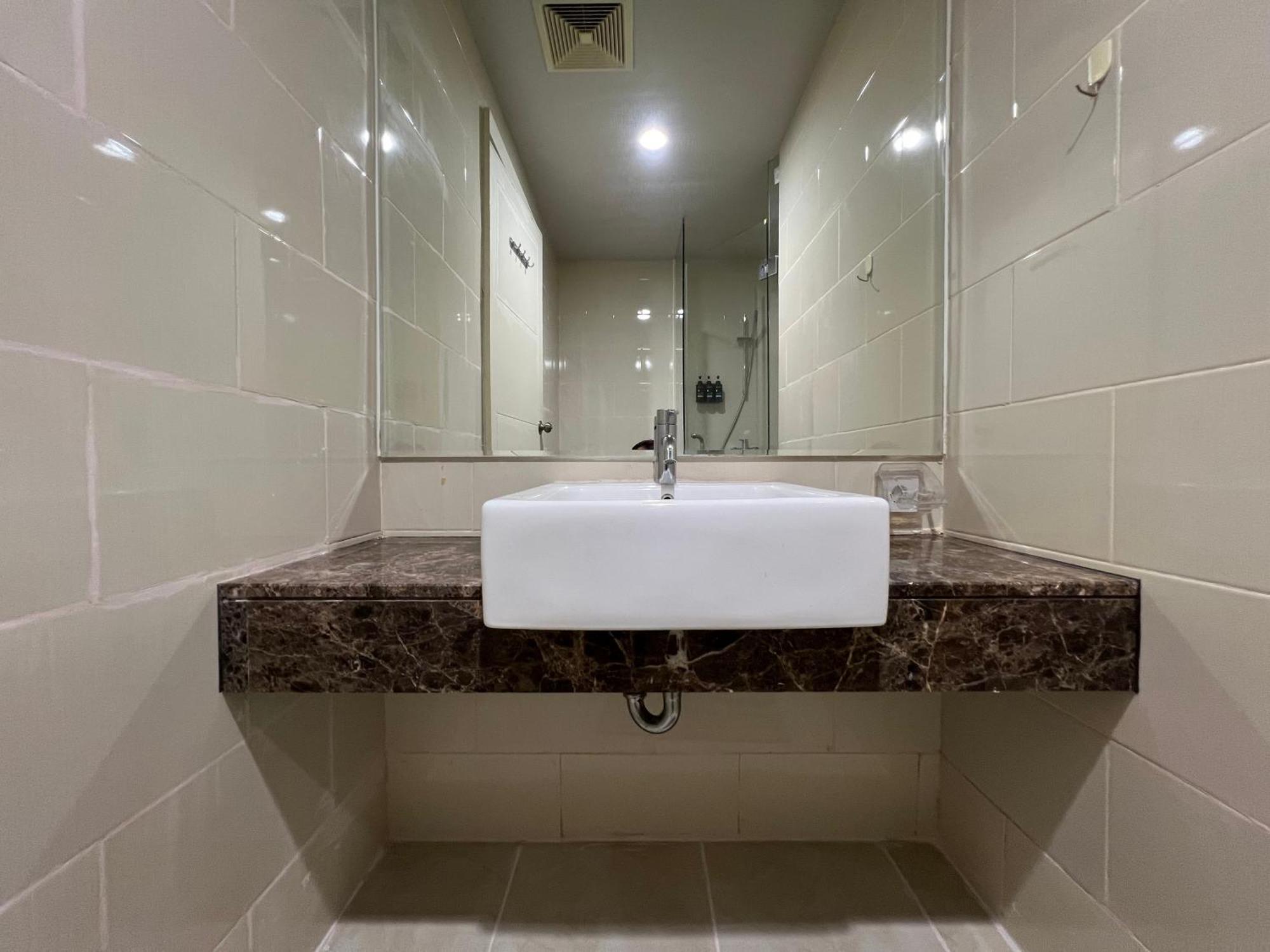 2 Bed Casa Grande Mall Kota Kasablanka By Travelibu Apartemen
